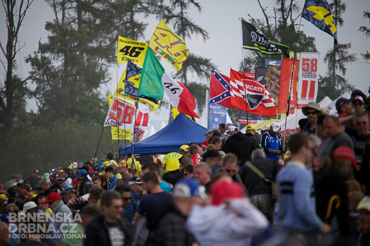 Fanoušci, foto: Brněnská Drbna, Miroslav Toman