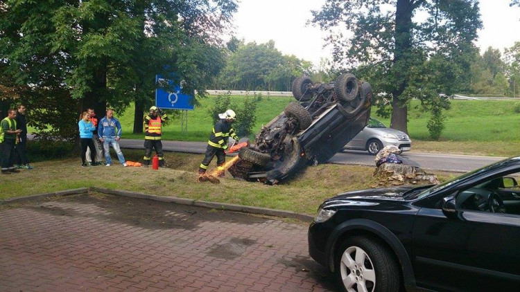 Neděle ve znamení dopravních nehod