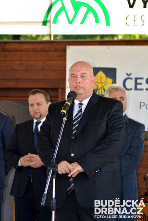 41. Země živitelka 2014