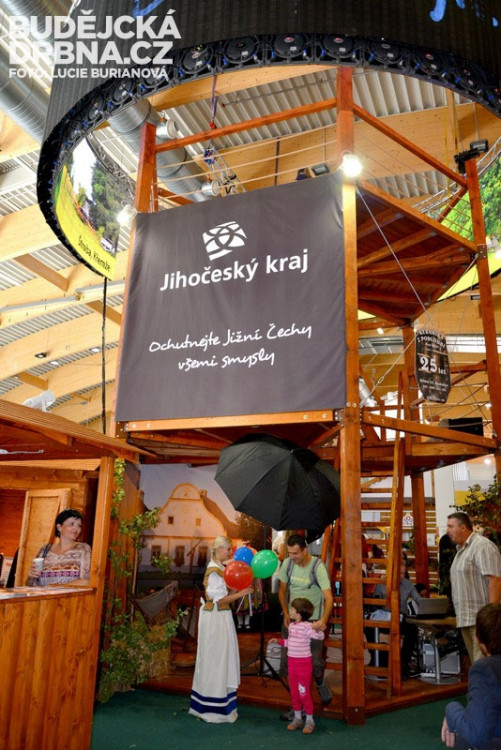 41. Země živitelka 2014