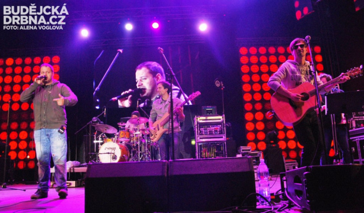 Pod pódiem stály hlavně malé fanynky, které Xindla X zbožňují