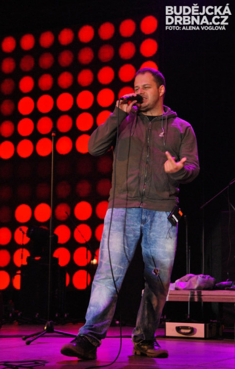 Xindl X módu neřeší