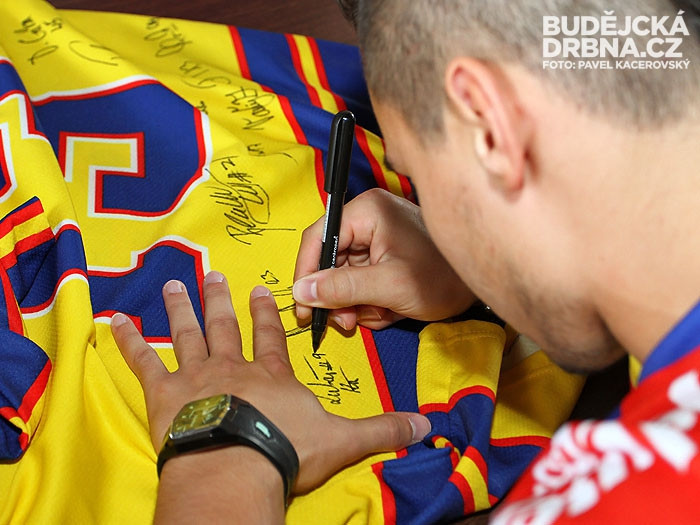 Autogramiáda hráčů Motoru před začátkem sezony