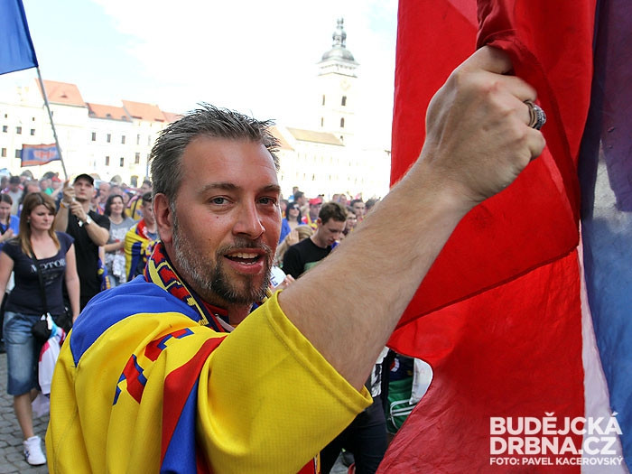 Pochod fanoušků Motoru před začátkem sezony