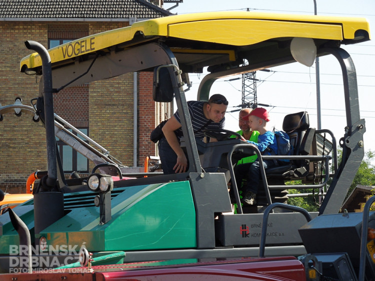 Den otevřených dveří Brněnských komunikací potěšil hlavně děti, foto: Brněnská Drbna, Miroslav Toman