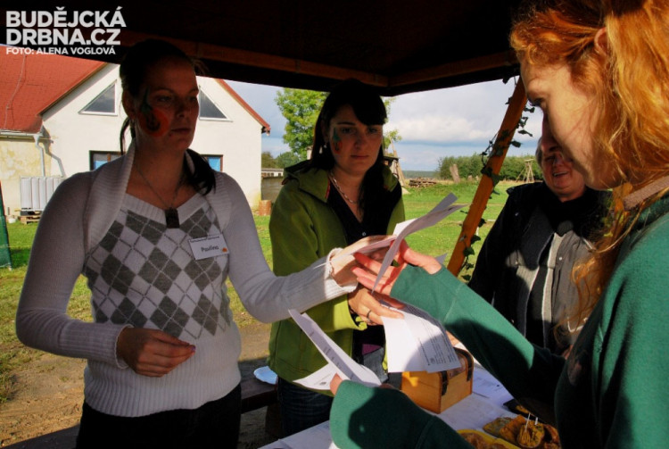 Ke všem dýňovým pochoutkám byl k dispozici i jejich recept