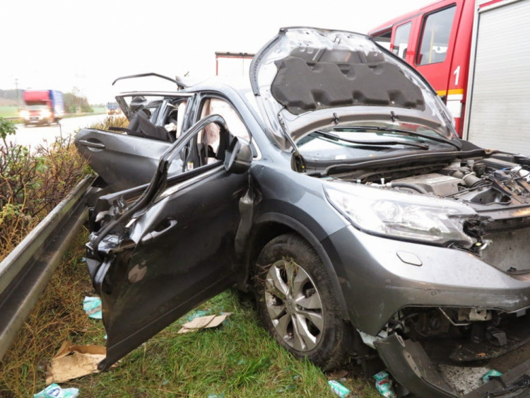 Na D2 u Brna se srazilo devět aut, zraněno je sedm lidí