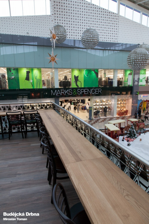 Brňané dnes poprvé ochutnají slavnou kávu Starbucks, foto: Brněnská Drbna, Miroslav Toman