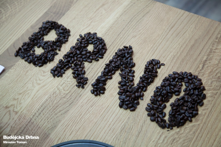 Brňané dnes poprvé ochutnají slavnou kávu Starbucks, foto: Brněnská Drbna, Miroslav Toman