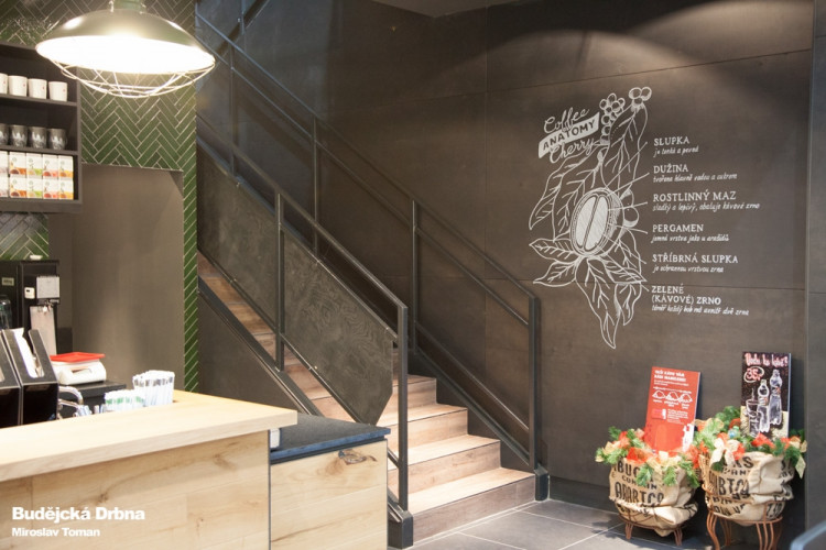 Brňané dnes poprvé ochutnají slavnou kávu Starbucks, foto: Brněnská Drbna, Miroslav Toman