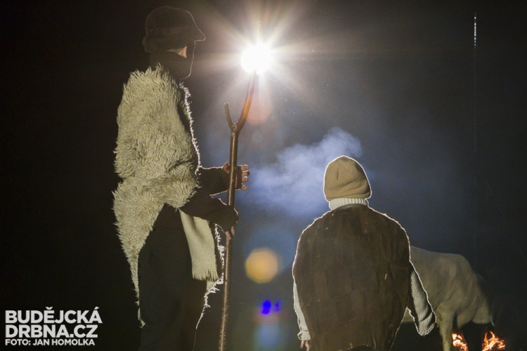 Živý betlém na Piaristickém náměstí v Českých Budějovicích