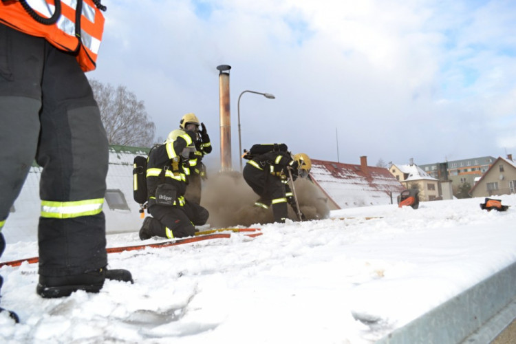 Požár ve Volgogradské ulici. Foto: HZS LK