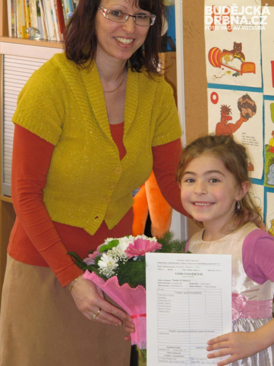 Prvňáčci ze ZŠ Baarova dostali pololetní vysvědčení