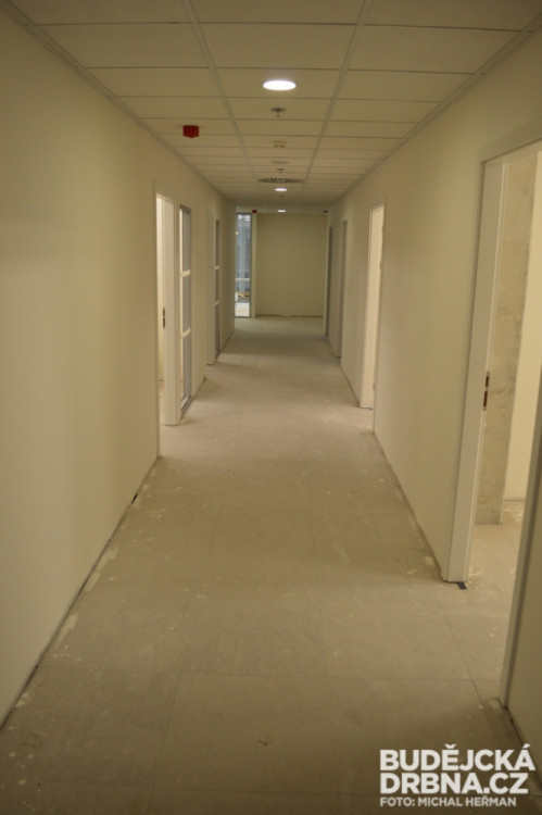 Stavební práce na parkovacím domě v ulici F. A. Gerstnera