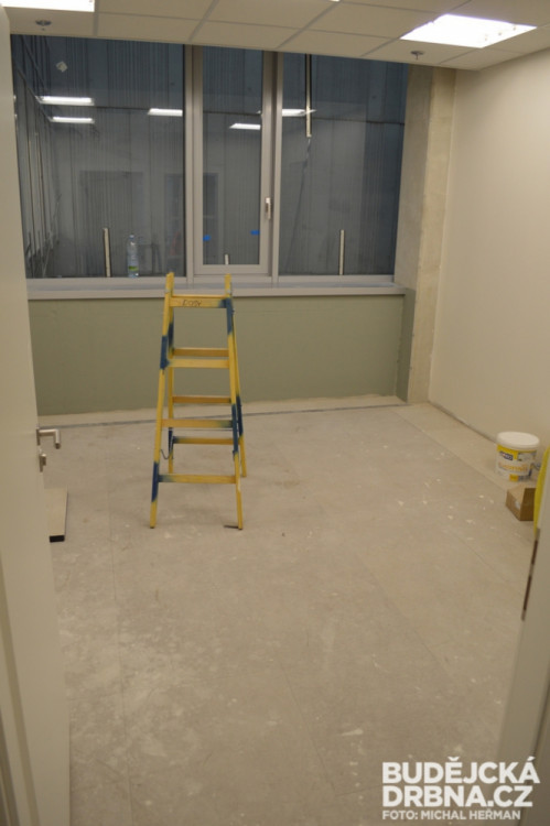 Stavební práce na parkovacím domě v ulici F. A. Gerstnera