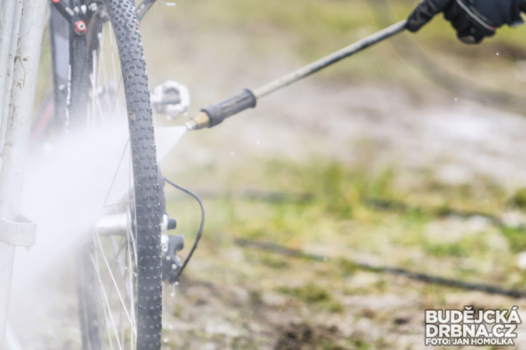 Světový šampionát cyklokrosařů v Táboře