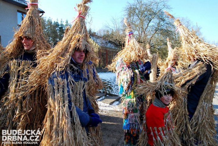 Koledníky mohou být muži všeho věku