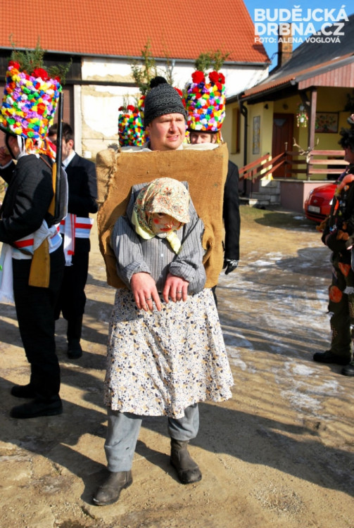 Každý rok jsou k vidění jiné, ale stále nápaditější masky