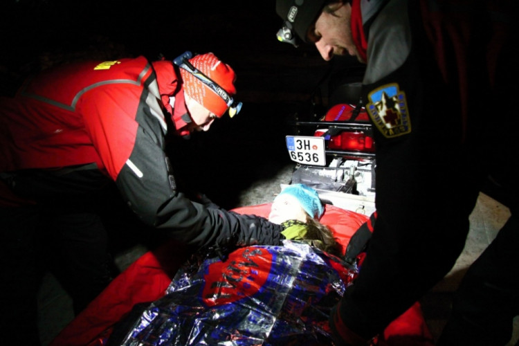 Požár a rozsáhlá pátrací akce. Noční cvičení plánovali dva roky