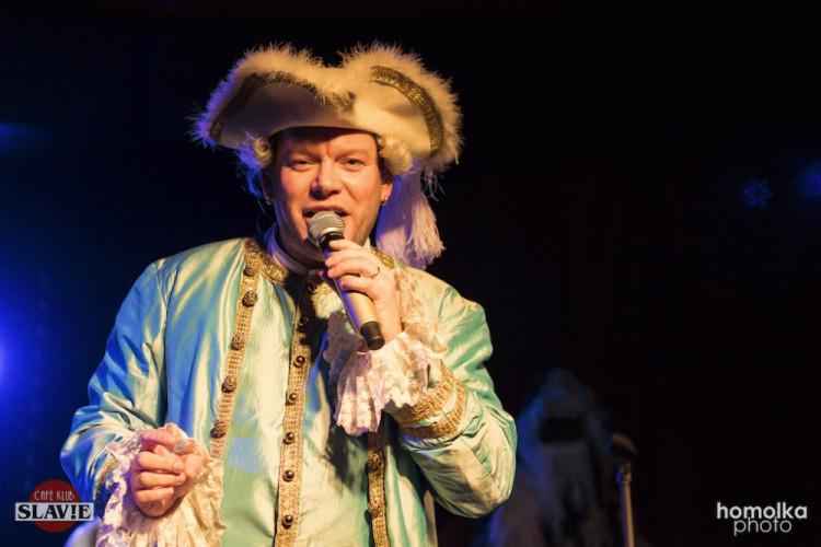 Kapela Monkey Business řádila v Café Klubu Slavie