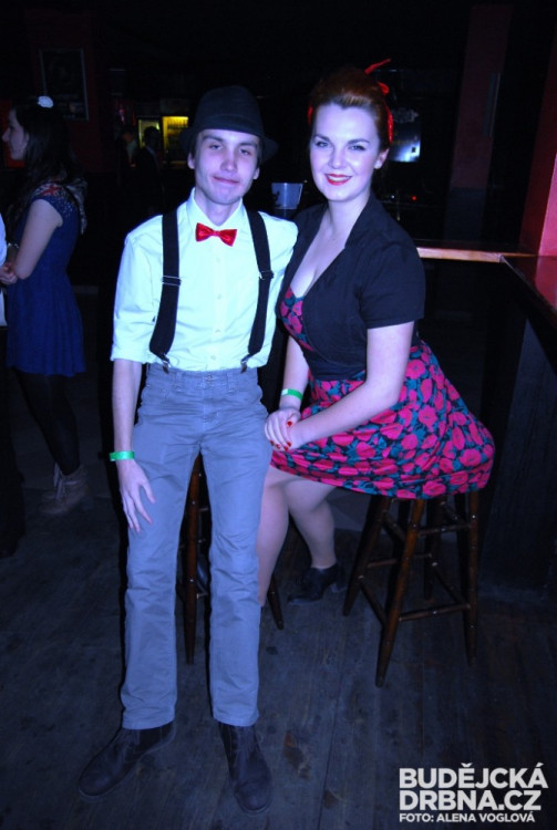 Pár jak vystřižený z plakátu