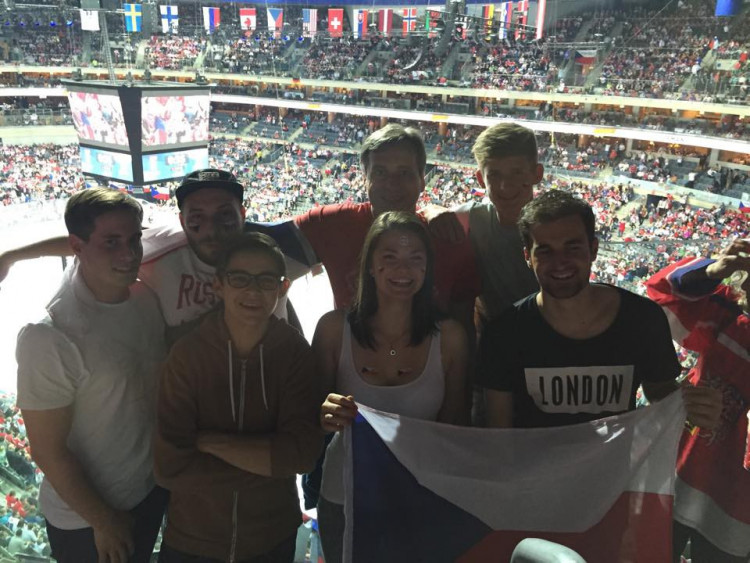 Čtenáři Drbny jsou na zápase Česko - Německo