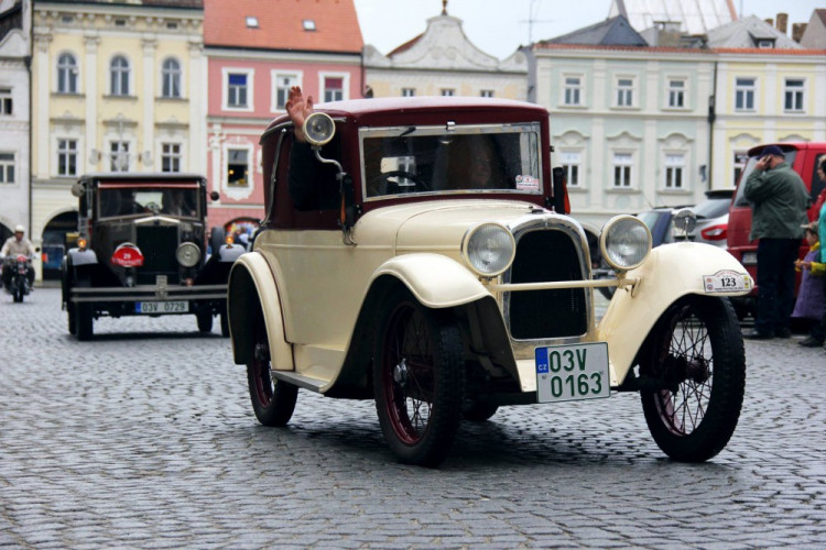 Autor Sarah Jindrová 2