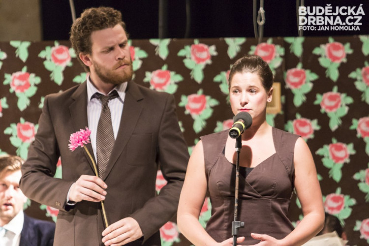 11:55 - Střepy a chlebíčky