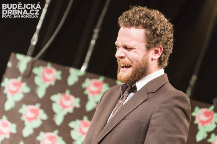 11:55 - Střepy a chlebíčky