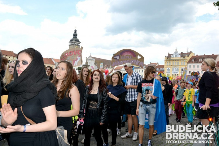 Průvod Budějovického Majálesu 2015