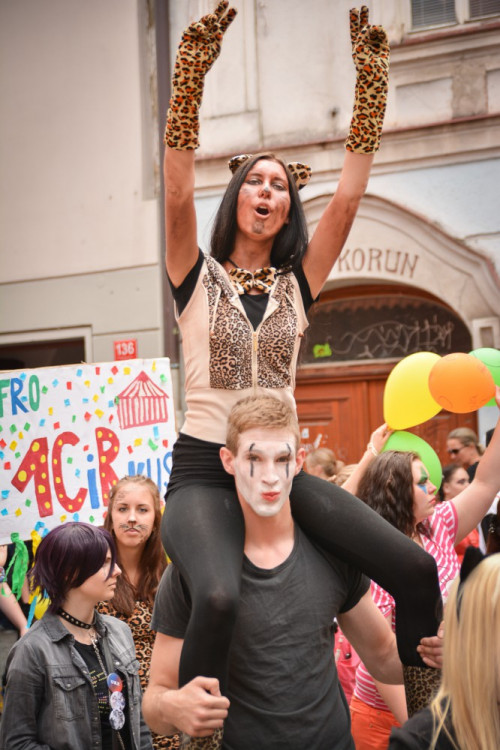 Průvod Budějovického Majálesu 2015. Foto: Dominik Svoboda