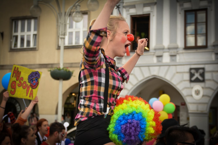 Průvod Budějovického Majálesu 2015. Foto: Dominik Svoboda