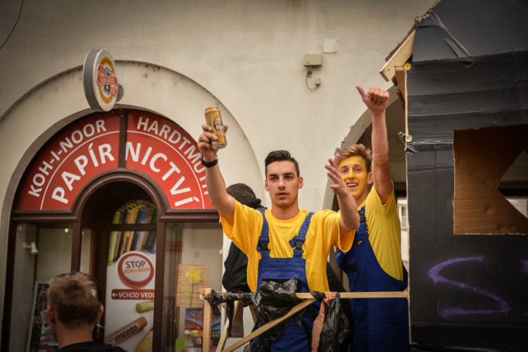 Průvod Budějovického Majálesu 2015. Foto: Dominik Svoboda