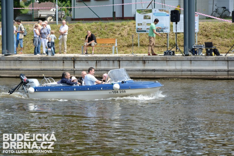 Otevření přístavu v Hluboké nad Vltavou