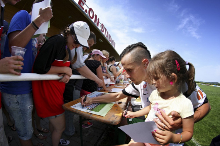 8. ročník charitativní exhibice Mádl Teamu. Foto Josef Vyšata/joevysataphoto.cz