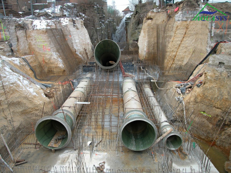 Machovo_jezero_-_oprava_vypustniho_zarizeni