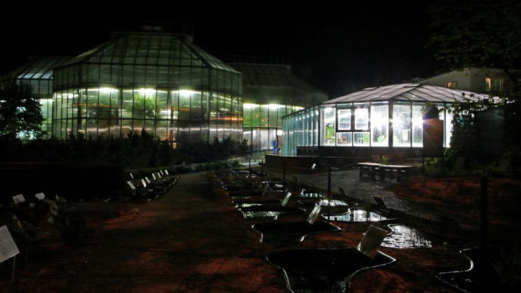 Pavilon_lekninu_Botanicke_zahrady_Liberec