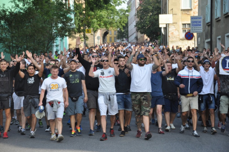 Pochod fanoušků Hajduku Split Libercem