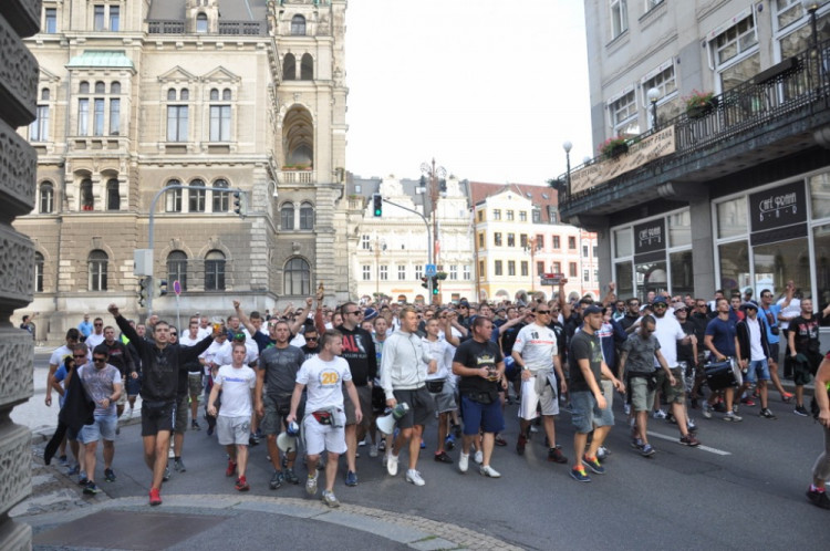 Pochod fanoušků Hajduku Split Libercem