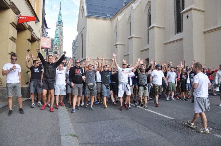 Pochod fanoušků Hajduku Split Libercem