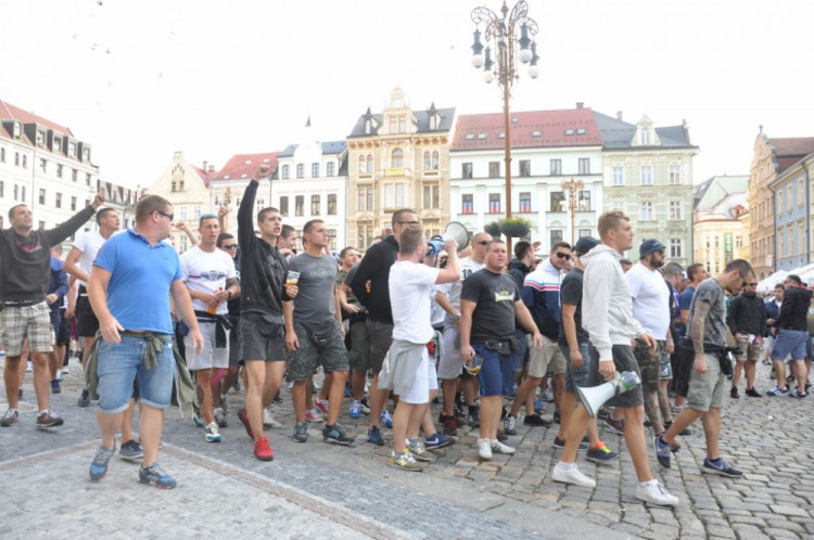 Pochod fanoušků Hajduku Split Libercem