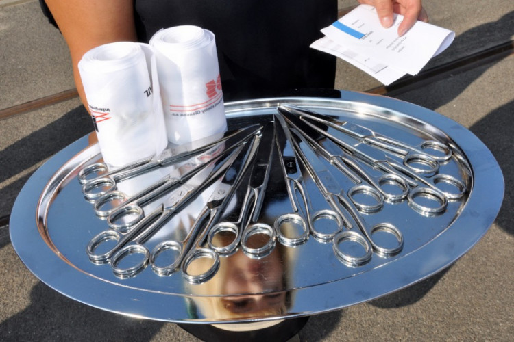 Slavnostní zahájení provozu na zrekonstruované trati do Jablonce