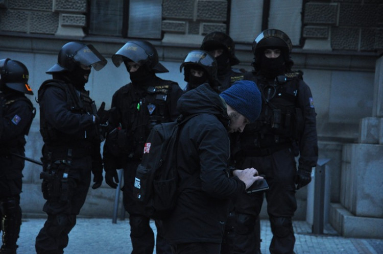 Libercem prošel pochod fanoušků Groningenu, policie musela zasahovat
