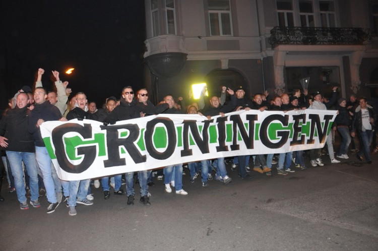 Libercem prošel pochod fanoušků Groningenu, policie musela zasahovat