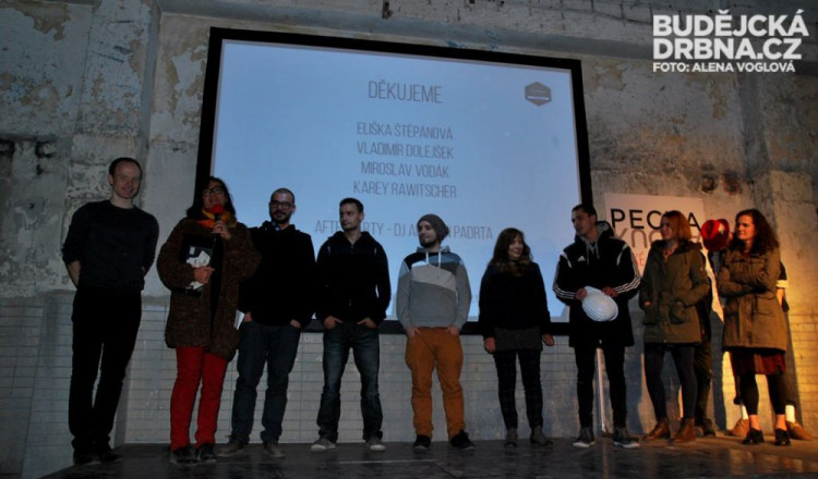 Team lidí, který připravil budějckou Pecha Kuchu