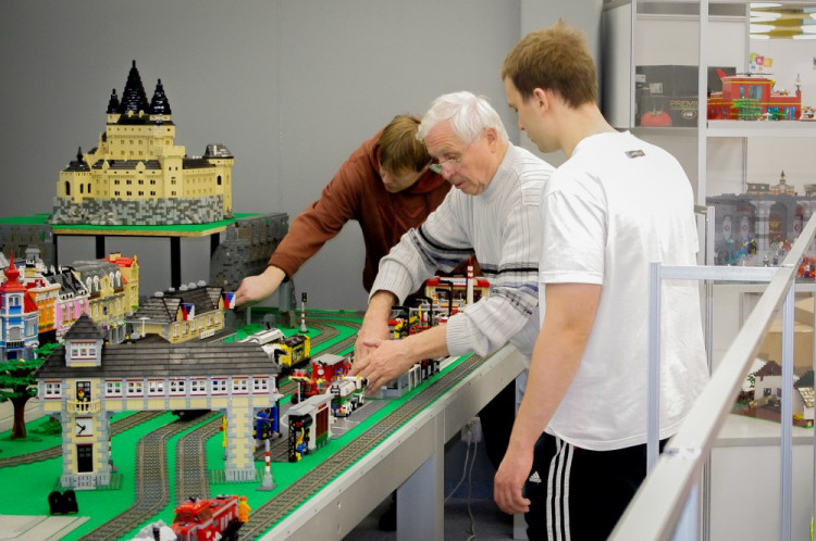 Instalace výstavy_muzeum_Kostkoland_2