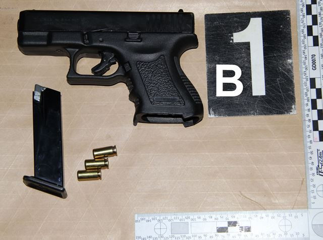 Policie rozkryla další gang výrobců a distributorů pervitinu