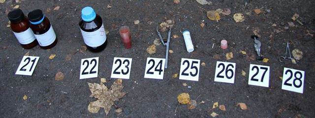 Policie rozkryla další gang výrobců a distributorů pervitinu