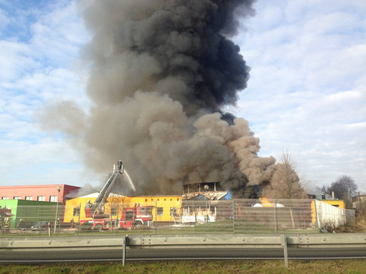 Požár v továrně Agba