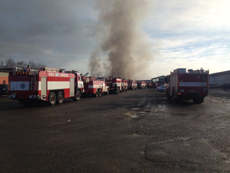 Požár v továrně Agba